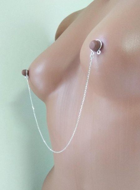 Пирсинг сосков цепь