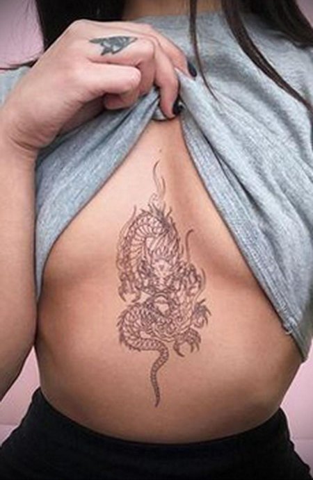 Тату женские на груди