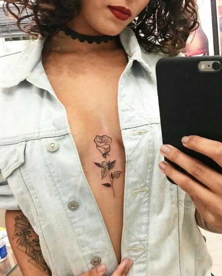 Женская татуировка