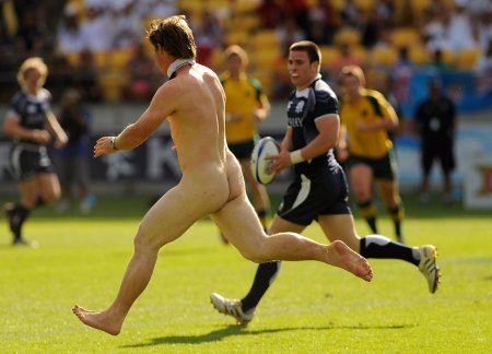 Голые известные футболисты