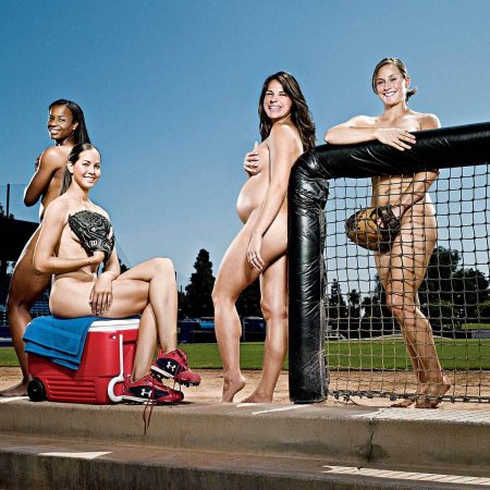 Соревнования голых людей