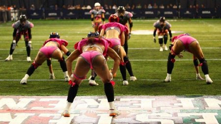 Американский женский футбол