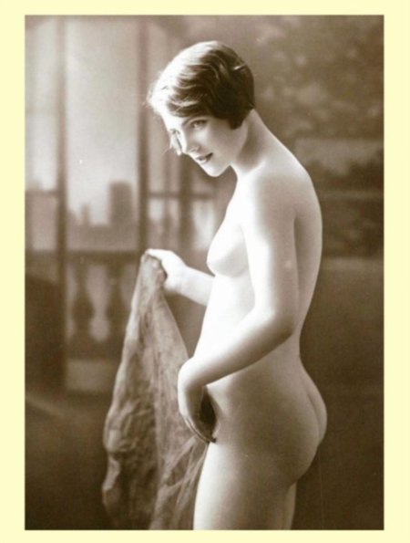 Девушка 20 века