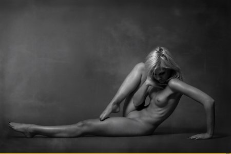 Креативное ню