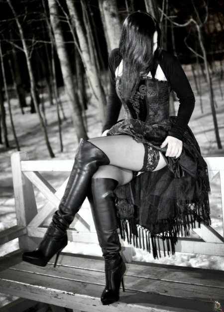 В готическом стиле