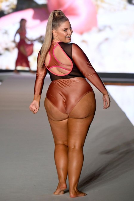 Эшли алексис модель plus size