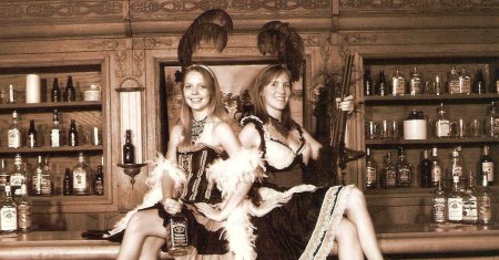 Дикий запад салун