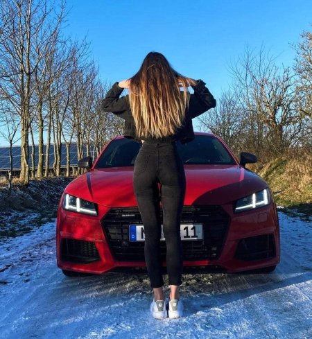 Ауди и девушки