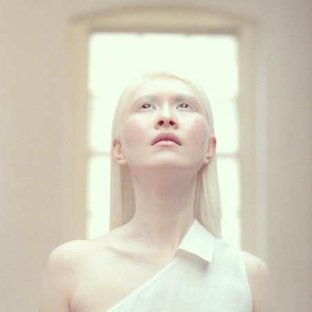 Альбинос китаянка конни чиу