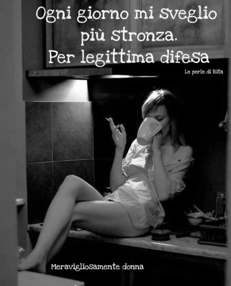 Девушка с сигаретой