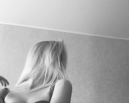 Блондинка без лица