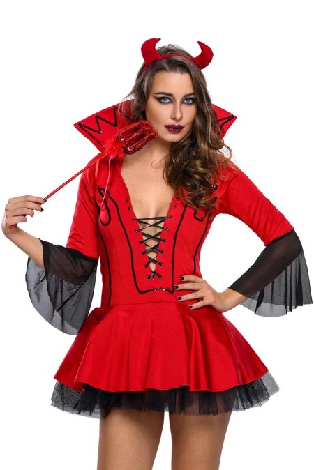 Красный костюм дьяволицы
