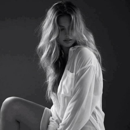 Фотосессия в белой рубашке