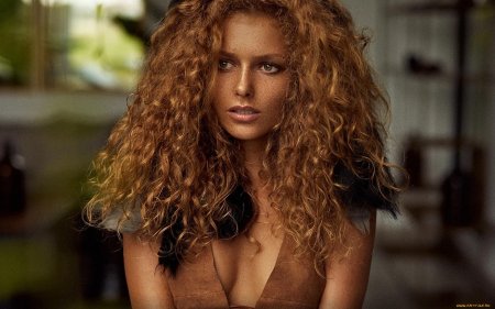 Юлия ярошенко