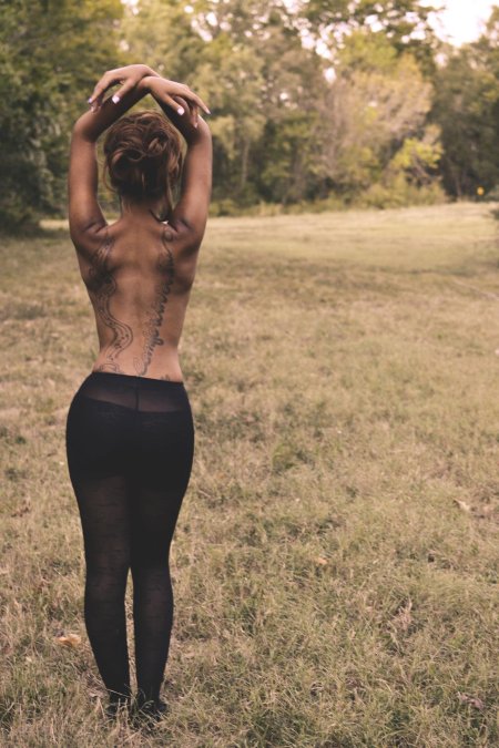 Девушки со спины