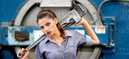 Женщина рабочий