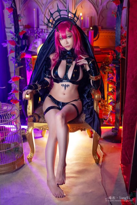 Откровенные косплеи