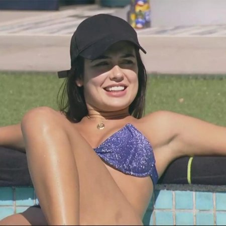 Карина каррамбейби в купальнике