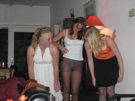 Дамы на корпоративе