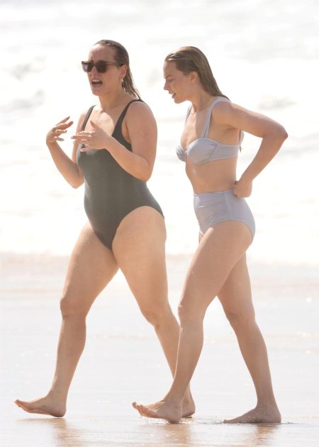 Кейт уинслет в купальнике