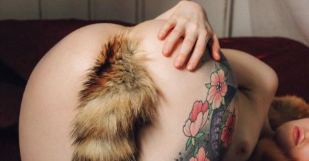 Лисий хвостик для девушек с пробкой