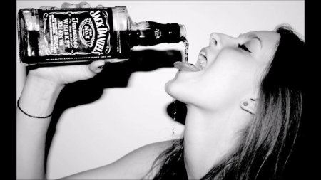 Джек дэниэлс виски девушка