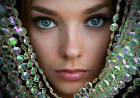 Красивые глаза девушек