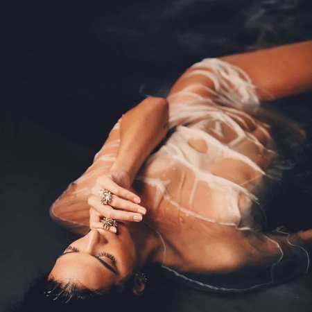 Откровенная фотосессия