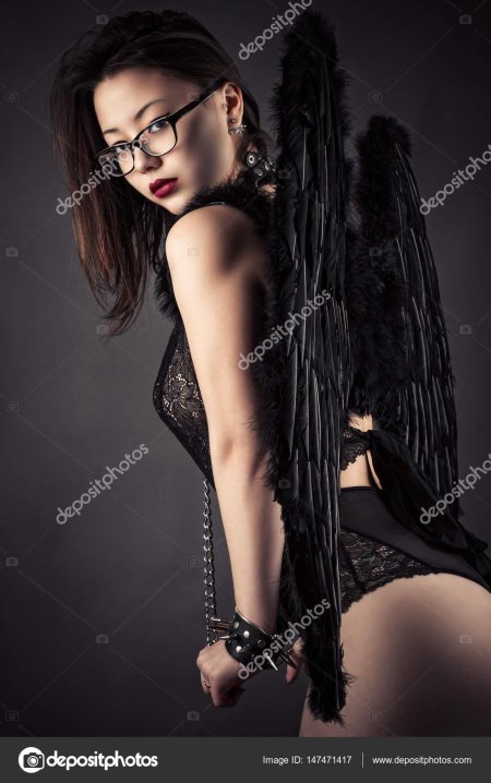 Девушка сексуальная