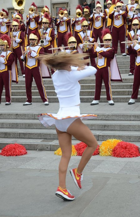 Usc cheerleader