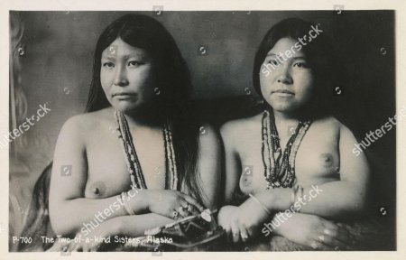 Голые эскимосские женщины