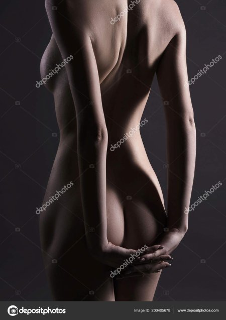 Обнаженное тело