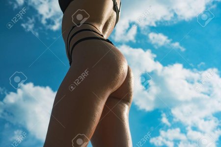 Горячие ягодицы