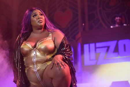 Lizzo певица