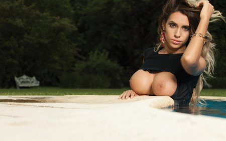 Эротика грудастые