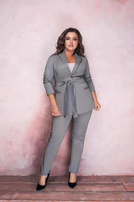Брючный костюм женский для полных