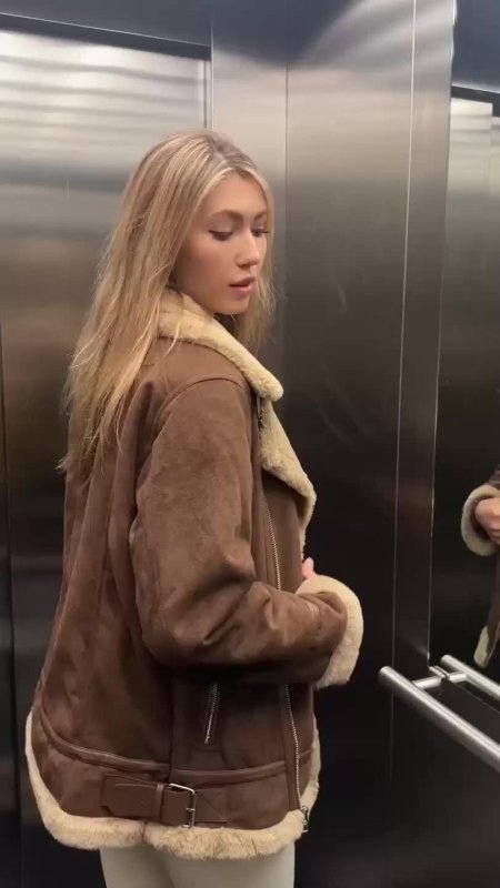 Стильная дубленка