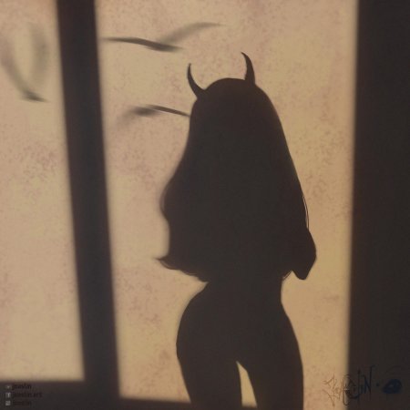 Тень девушки с рогами