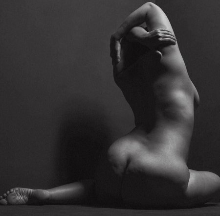 Эшли грэм голая украденные