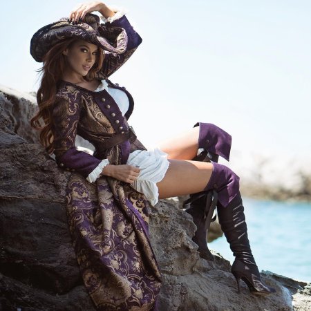 Женщина пират