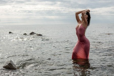 Мокрое платье