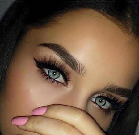 Очень красивые глаза