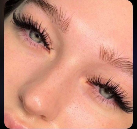 Нарощенные ресницы мокрый эффект