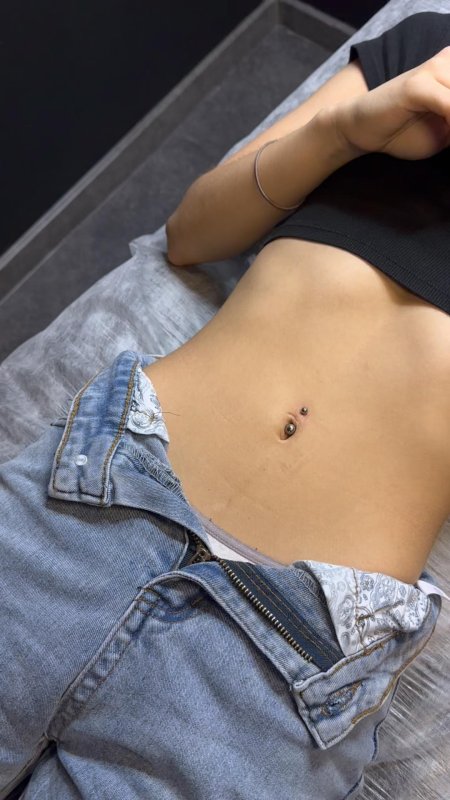Пирсинг пупка