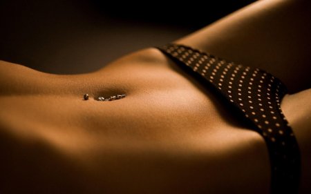 Красивые женские животики