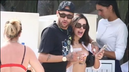 Неймар и бруна бьянкарди