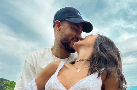 Неймар и бруна бьянкарди