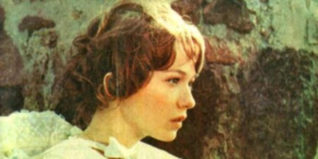 Актриса елена коренева