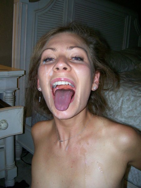 Полный рот спермы