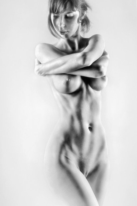 Женщины в стиле ню